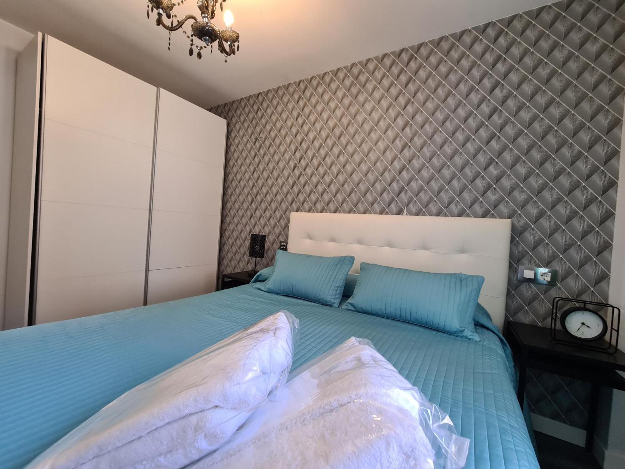 Dos Torres Ribera Play & Relax Con Jacuzzi Y Cine Apartment Zaragoza Bagian luar foto